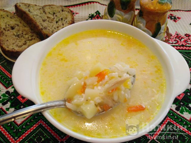 Суп с рисом и плавленным сыром 