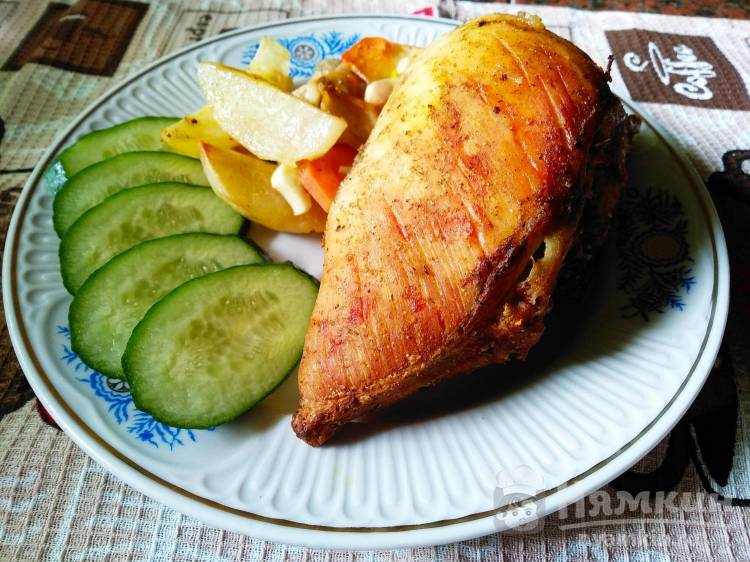 Курица с яблоками и картофелем в рукаве запеченная в духовке