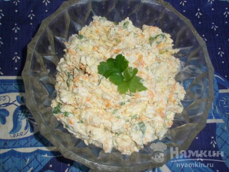 Острый салат из плавленных сырков и моркови