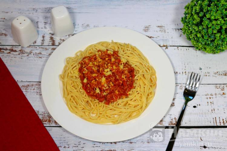 Спагетти с фаршем в томатном соусе 