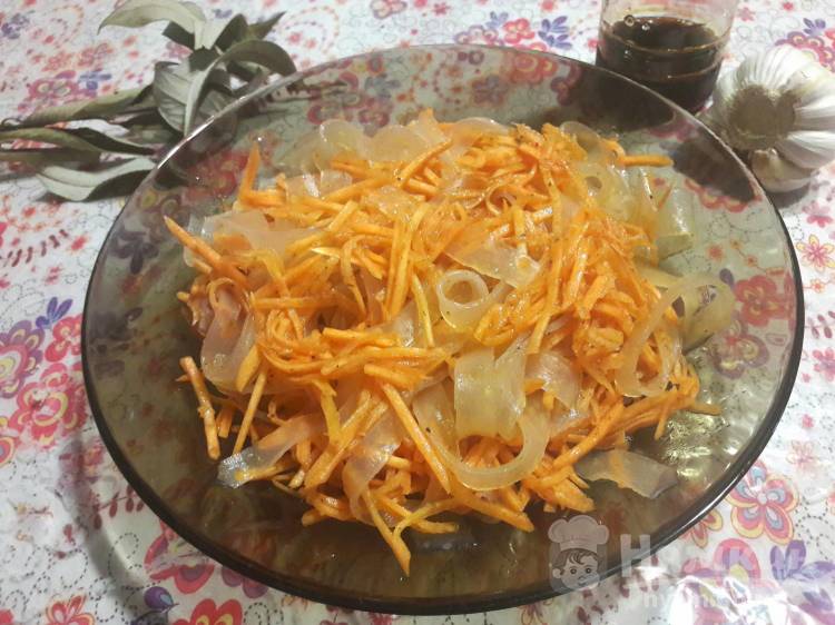 Салат из ашлямфу с морковью по-корейски