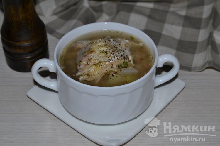 Рыбный суп из консервов с картошкой и гречкой: рецепт - Лайфхакер