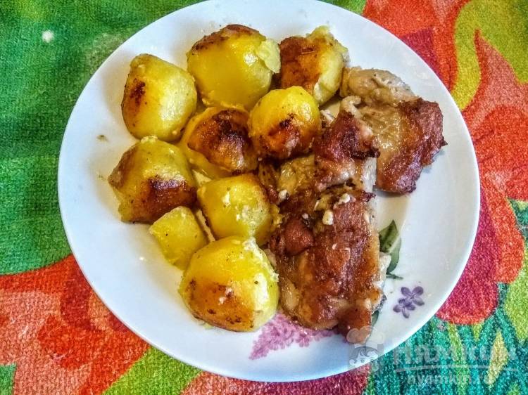 Как приготовить Вкусная жареная картошка с курицей на сковороде просто рецепт пошаговый