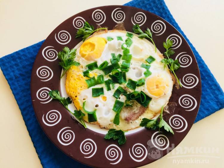 Яичница с овощами - легкий рецепт с пошаговыми фото