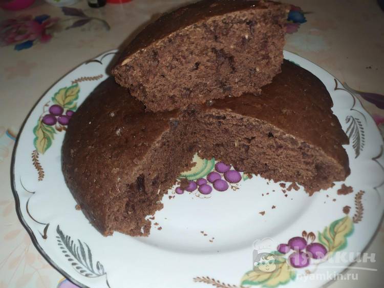 Шоколадный пирог Сумасшедший с кокосовой стружкой