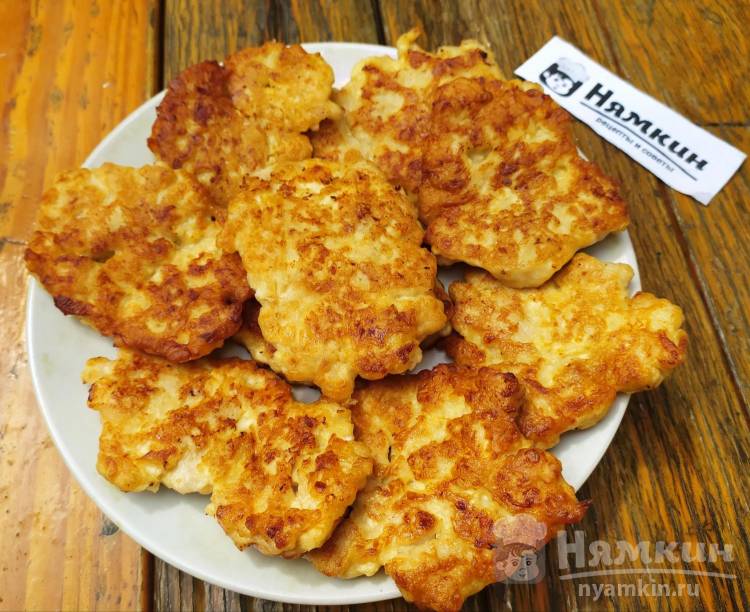 Куриные котлеты с плавленым сыром - пошаговый рецепт с фото на zelgrumer.ru