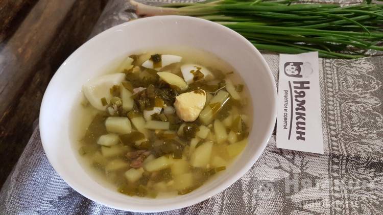 Суп со щавелем, зеленым луком и вареным яйцом  без зажарки
