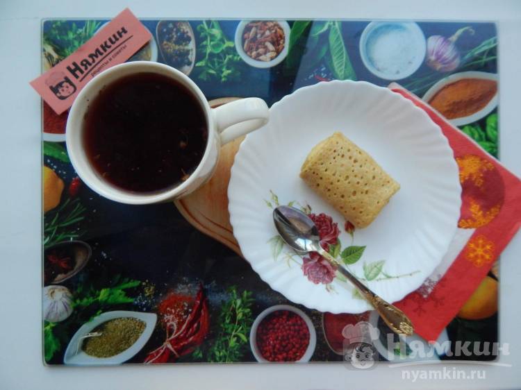 Черный чай с имбирем и ягодами