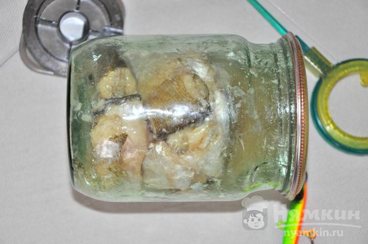 Рыбные консервы в масле в духовке в домашних условиях