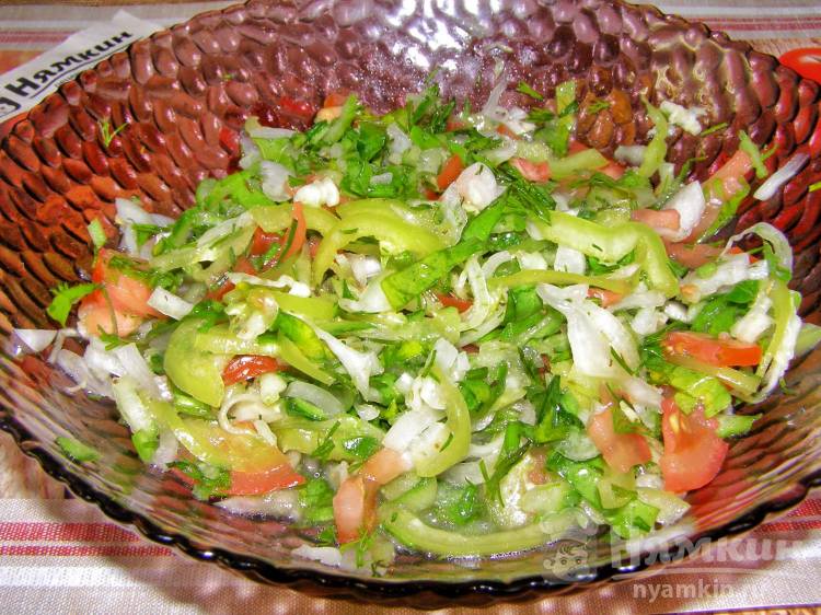 Овощной салат с щавелем 