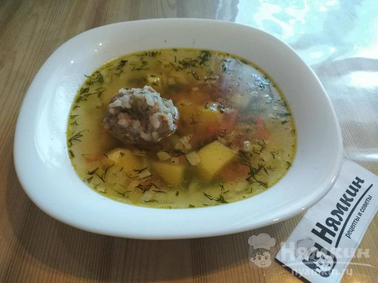 Вкусный суп со свиными тефтельками и овощами
