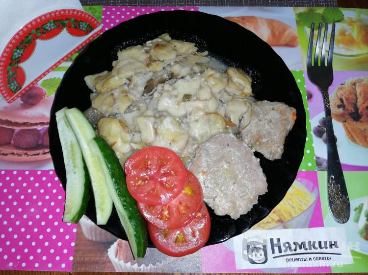 Овощная запеканка с баклажанами, кабачка и свининой на сытный ужин