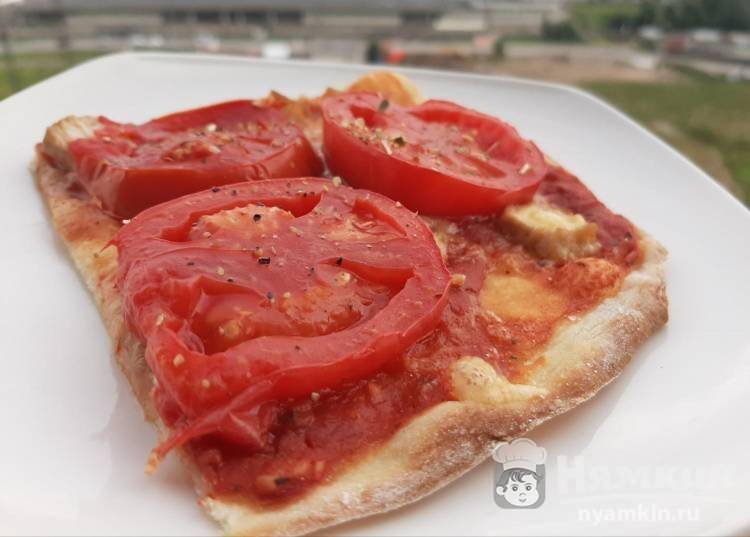 Соус для пиццы из томатной пасты и ароматных трав