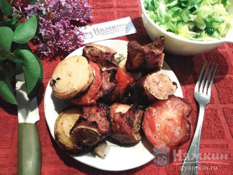 Шашлык из свинины с луком и помидорами на праздничный стол рецепт пошаговый  с фото - Nyamkin.RU