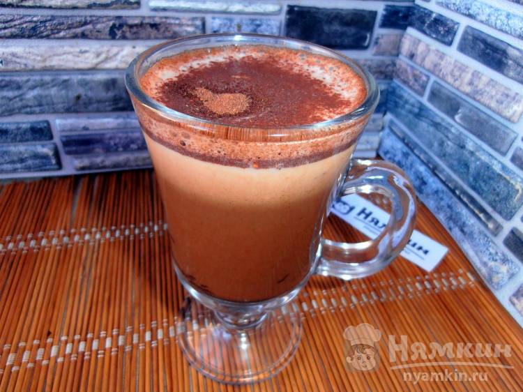 Кофе в турке с шоколадом, медом и взбитым молоком