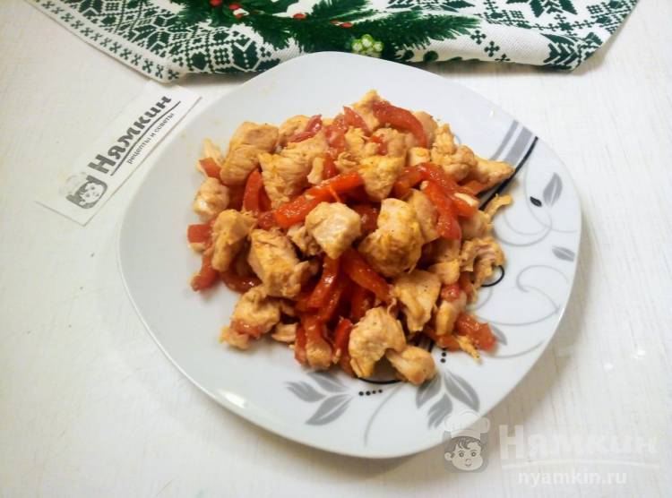 Куриное филе с болгарским перцем на сковороде