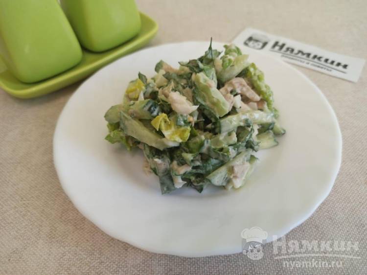 Легкий ПП салат из пекинской капусты и куриного филе на праздничный стол
