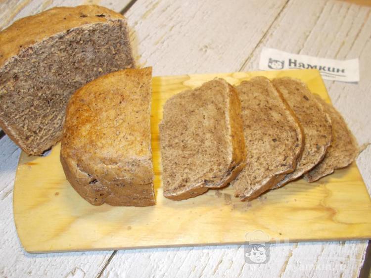 Дрожжевой хлеб с солодом и изюмом в хлебопечке