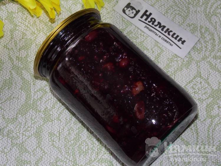 Варенье из замороженных ягод со свежим виноградом в мультиварке