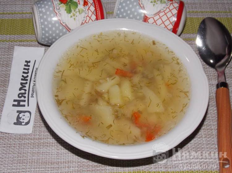 Постный суп с картофелем и горошком в мультиварке