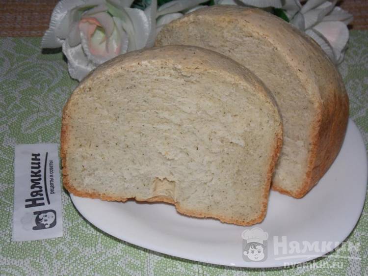 Французский дрожжевой хлеб с зеленью в хлебопечке