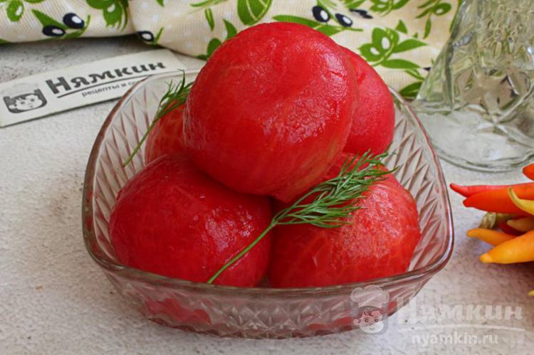 Быстрые квашеные помидоры с болгарскими перцами, укропом и чесноком