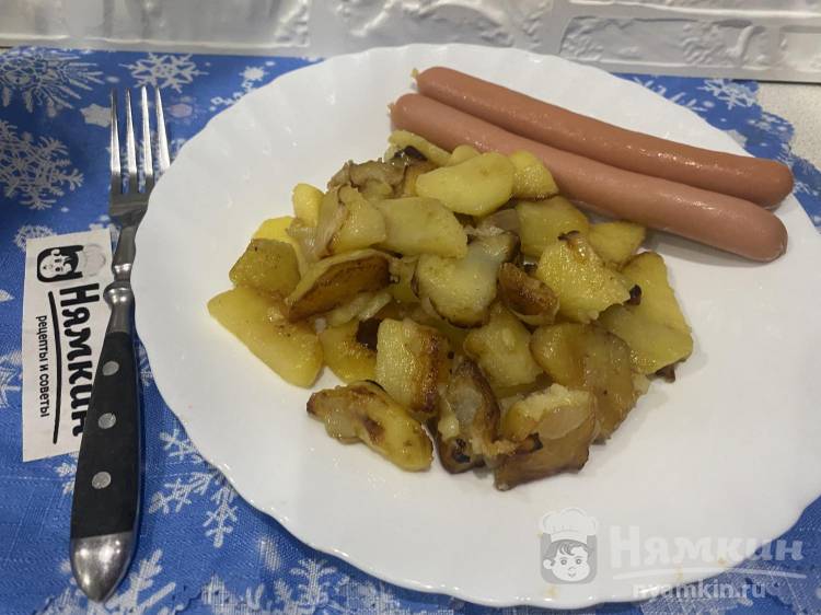 Жареная картошка с луком на оливковом масле