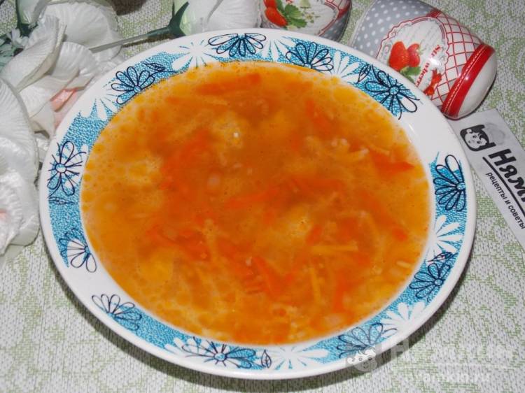 Легкий суп с куриными фрикадельками и вермишелью в мультиварке