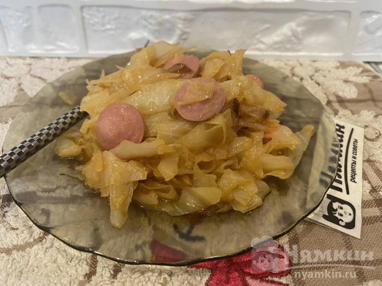 Тушеная капуста с колбасой, приправами и кетчупом – пошаговый рецепт приготовления с фото