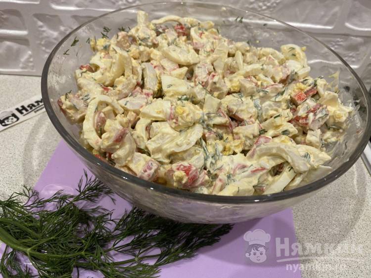 Салат из кальмаров и крабовых палочек - пошаговый рецепт с фото на апекс124.рф