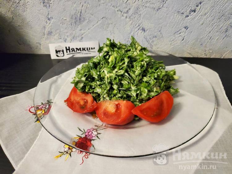 Постный весенний салат из черемши и свежих огурцов на скорую руку