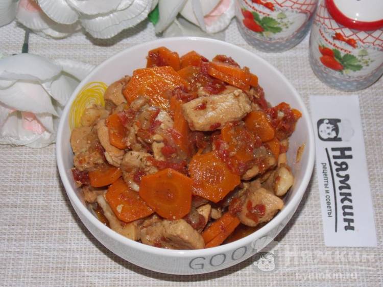 Нежная свинина с овощами и сушеными томатами в мультиварке