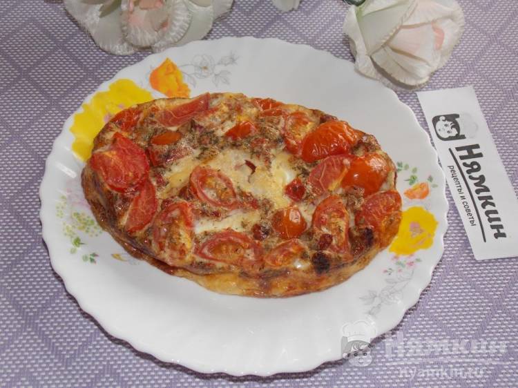 Сочный омлет с помидорами черри и сушеными томатами в духовке