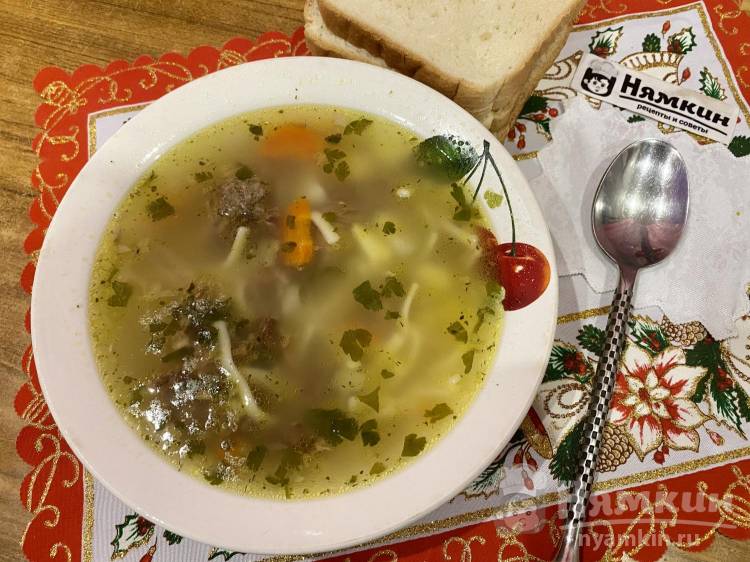 Суп-лапша с говяжьей тушёнкой и овощами