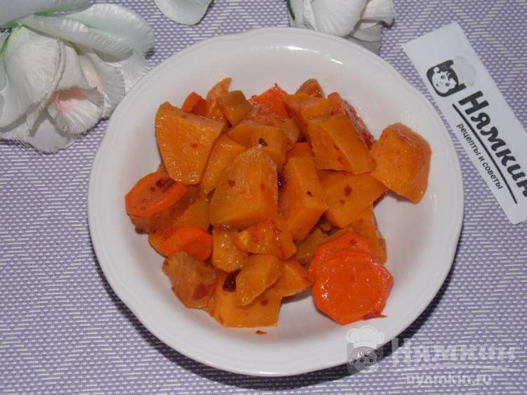 Батат с морковью и сушеными томатами в рукаве