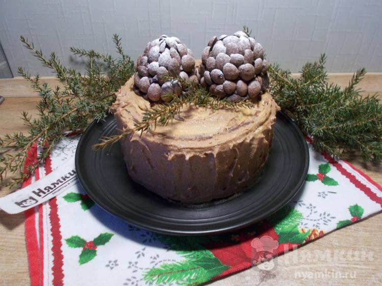 Бисквитный торт вертикальной сборки Пенек с двумя видами крема на праздничный стол