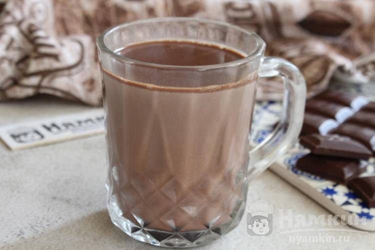 Домашний горячий шоколад с какао и мятой