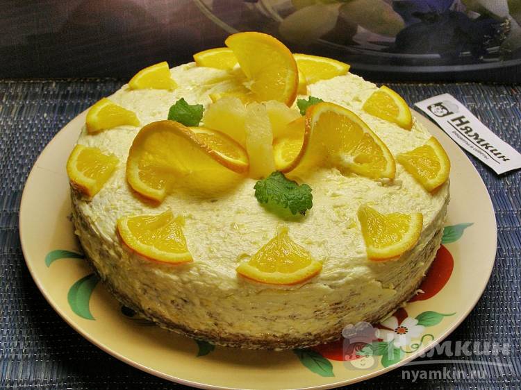 Бисквитный торт с масляным кремом и апельсиновым джемом