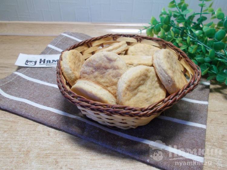 Творожное печенье на соде с корицей и имбирем в духовке