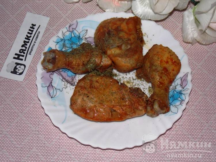 Курица кусочками в рукаве с майонезом, соевым соусом и паприкой