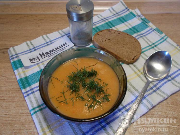 Постный овощной суп-пюре с кабачками и сладкими перцами