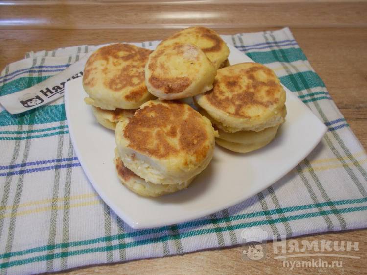 Творожники без сахара с кукурузной мукой на сковороде без масла